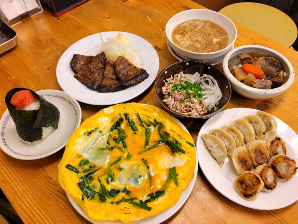 ふるまい餃子コース C （税込4,000円） ／ 博多一口餃子×6、復刻一口餃子×6、炊き餃子×6、すもつ、にら玉（並）、レバテキ（並）、牛すじ煮込み、明太子のおにぎり